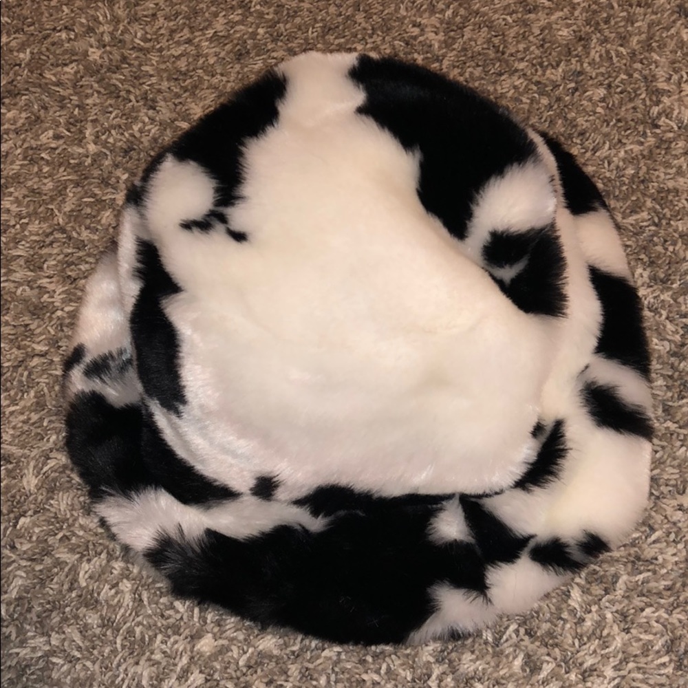 Cow print fuzzy bucket hat